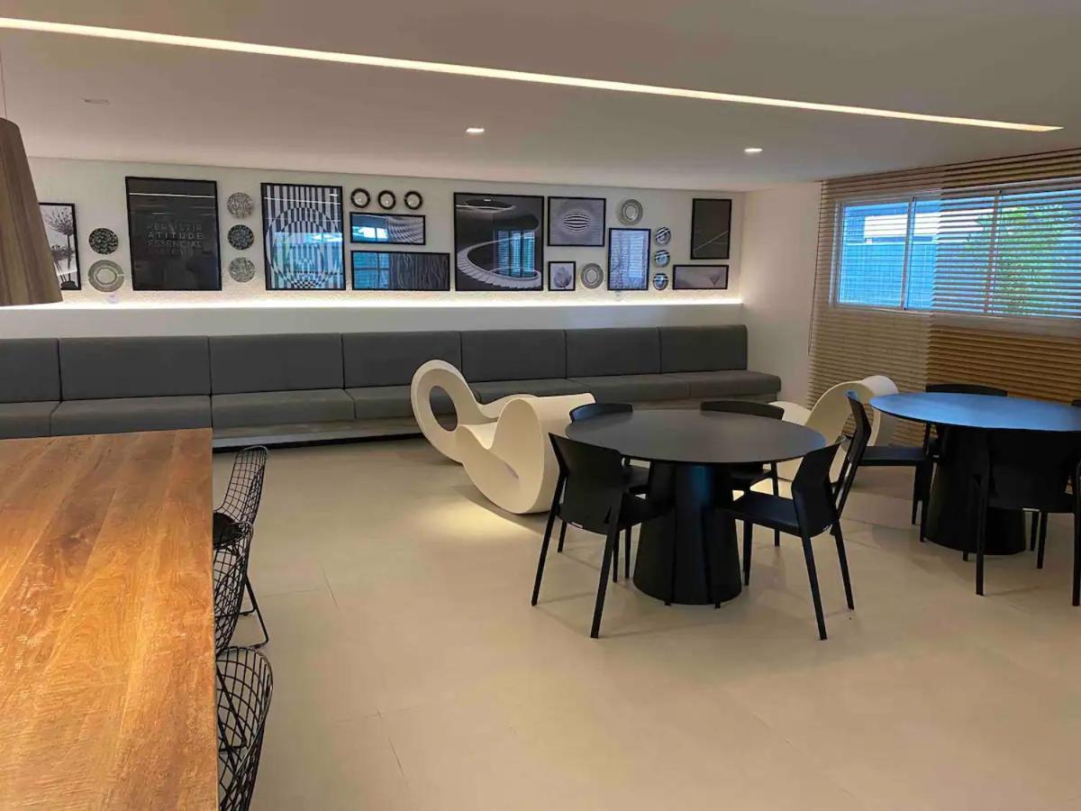Apto Novo, A 200 Metros Da De Ponta Apartamento Maceió
